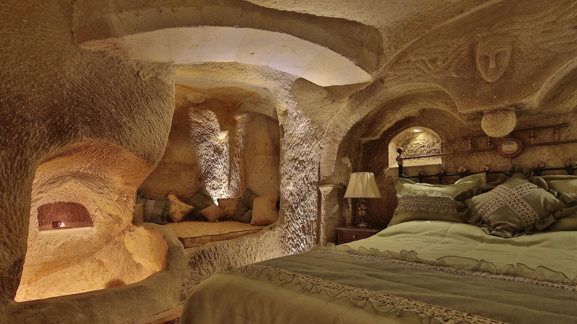 Golden Cave Suites أوروغوبْ المظهر الخارجي الصورة