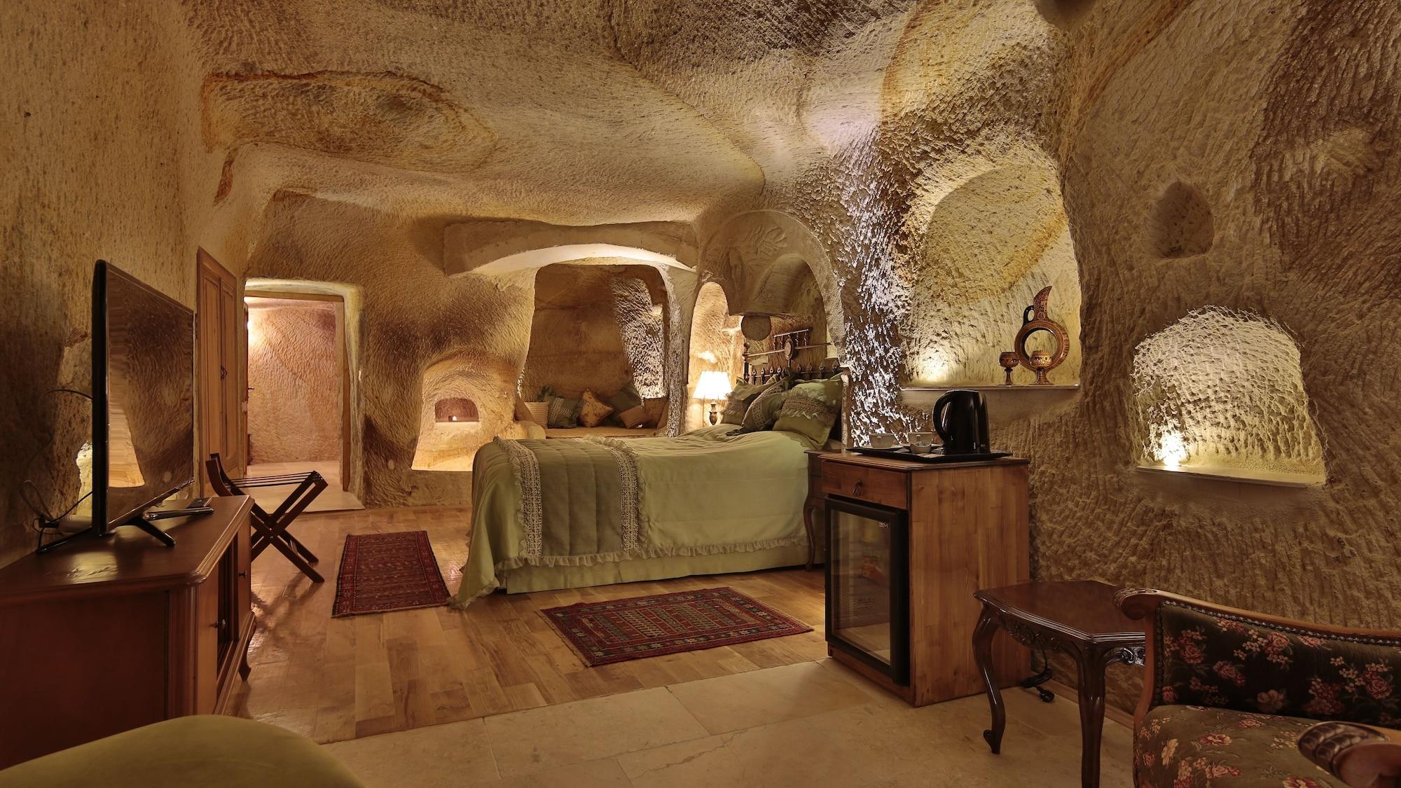 Golden Cave Suites أوروغوبْ المظهر الخارجي الصورة