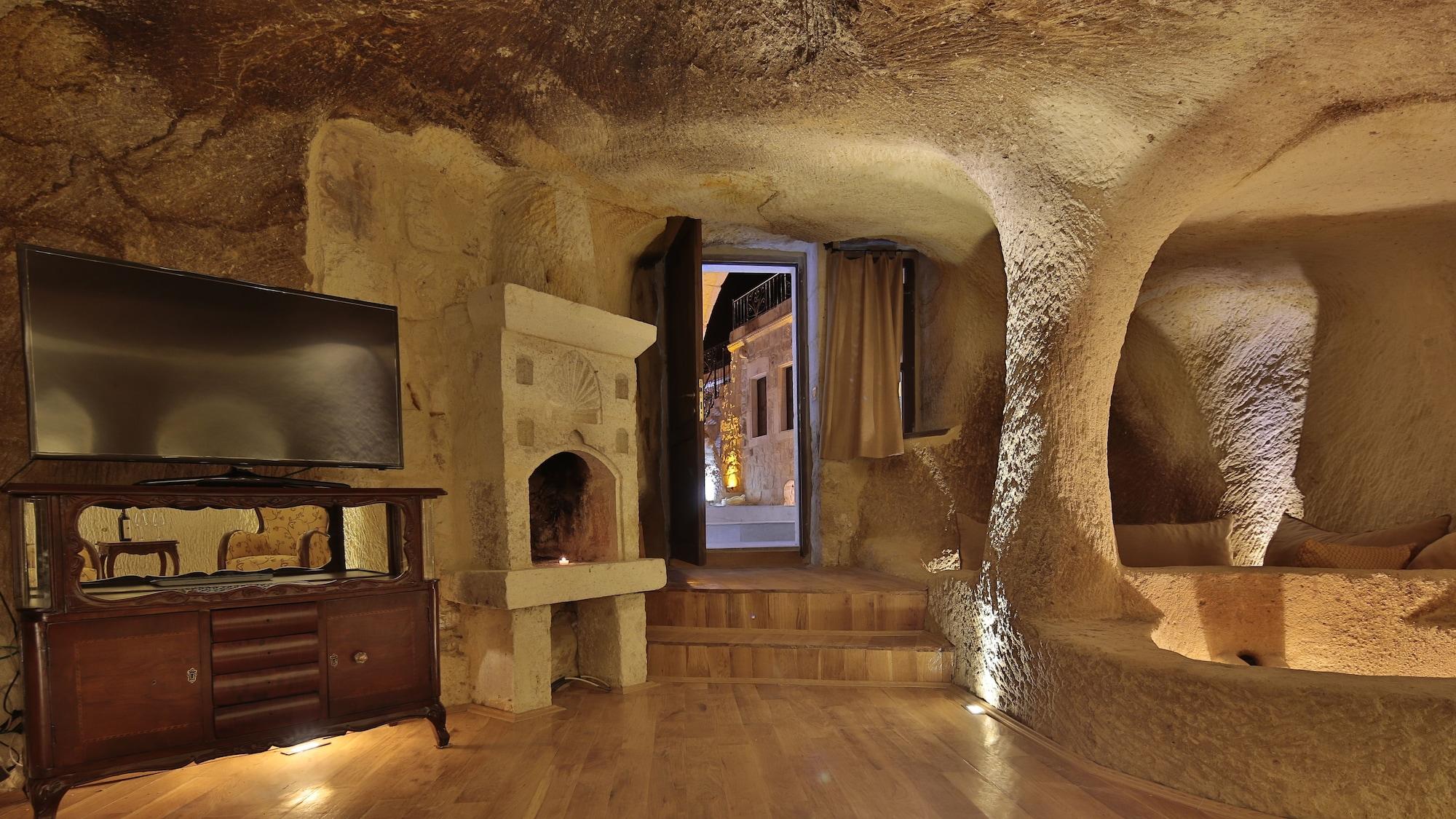 Golden Cave Suites أوروغوبْ المظهر الخارجي الصورة