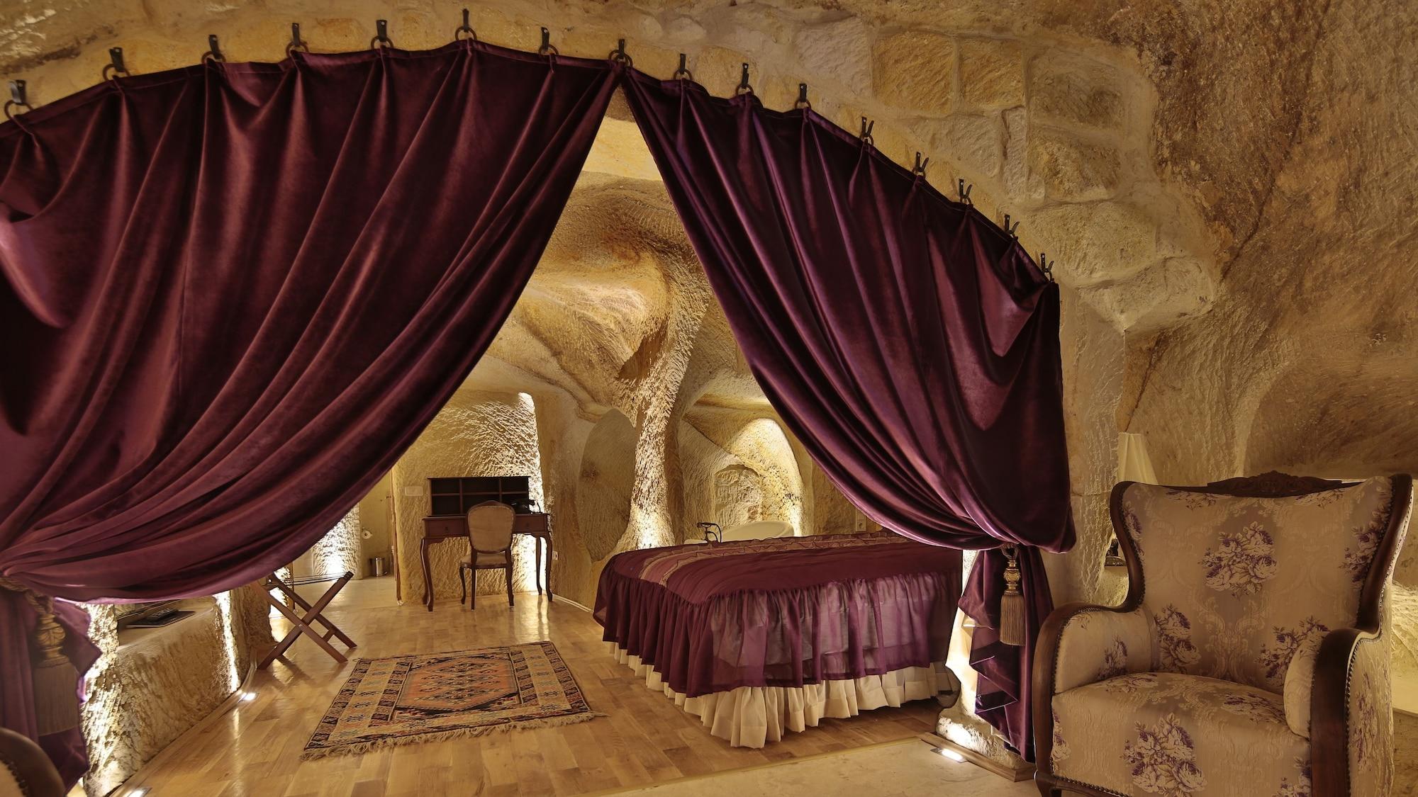 Golden Cave Suites أوروغوبْ المظهر الخارجي الصورة