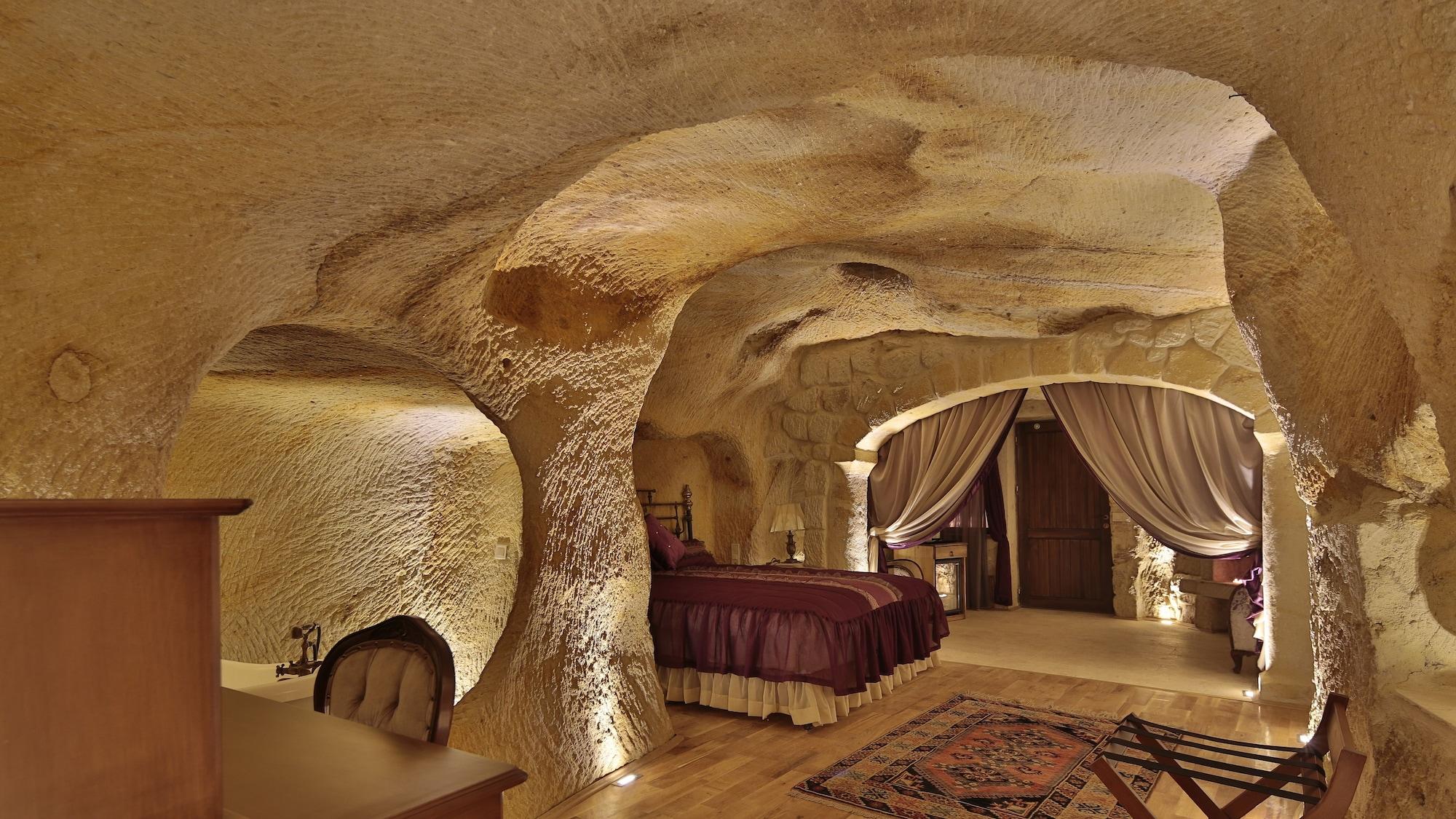 Golden Cave Suites أوروغوبْ المظهر الخارجي الصورة