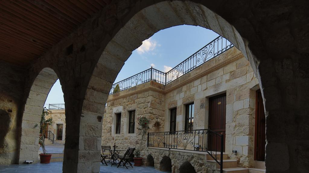 Golden Cave Suites أوروغوبْ المظهر الخارجي الصورة