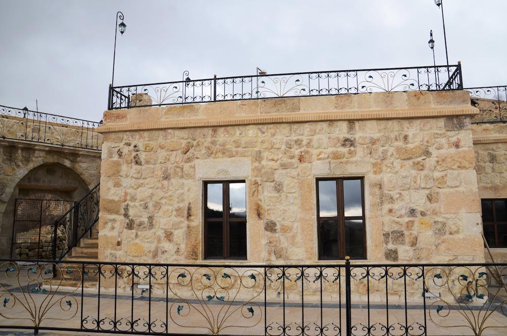 Golden Cave Suites أوروغوبْ المظهر الخارجي الصورة