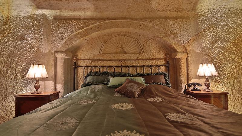 Golden Cave Suites أوروغوبْ المظهر الخارجي الصورة
